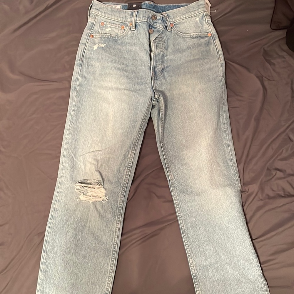 Gap Jeans. Never worn. Tags included.